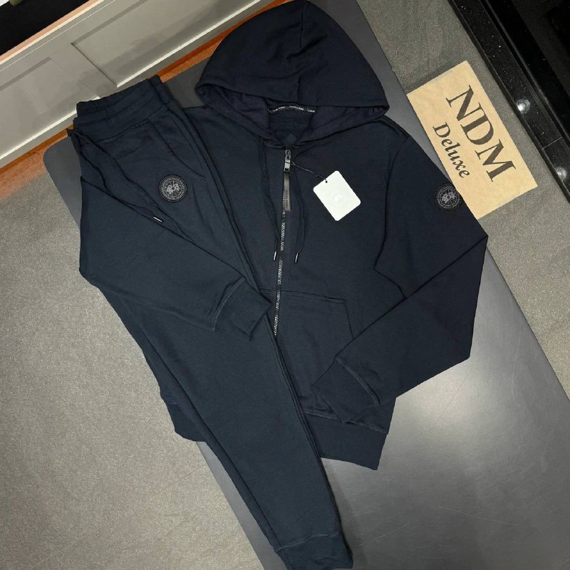 Men tracksuit