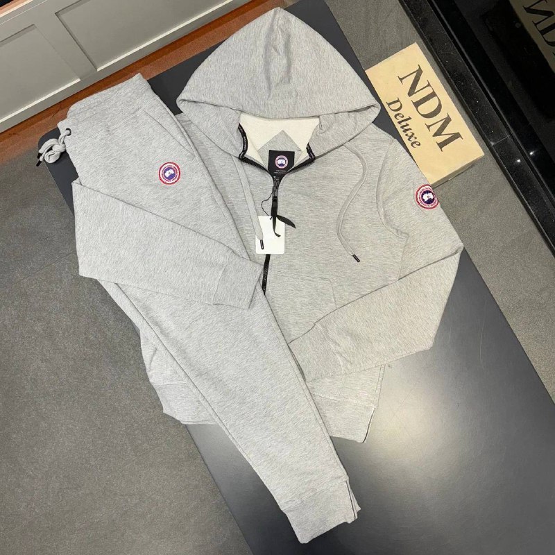 Men tracksuit