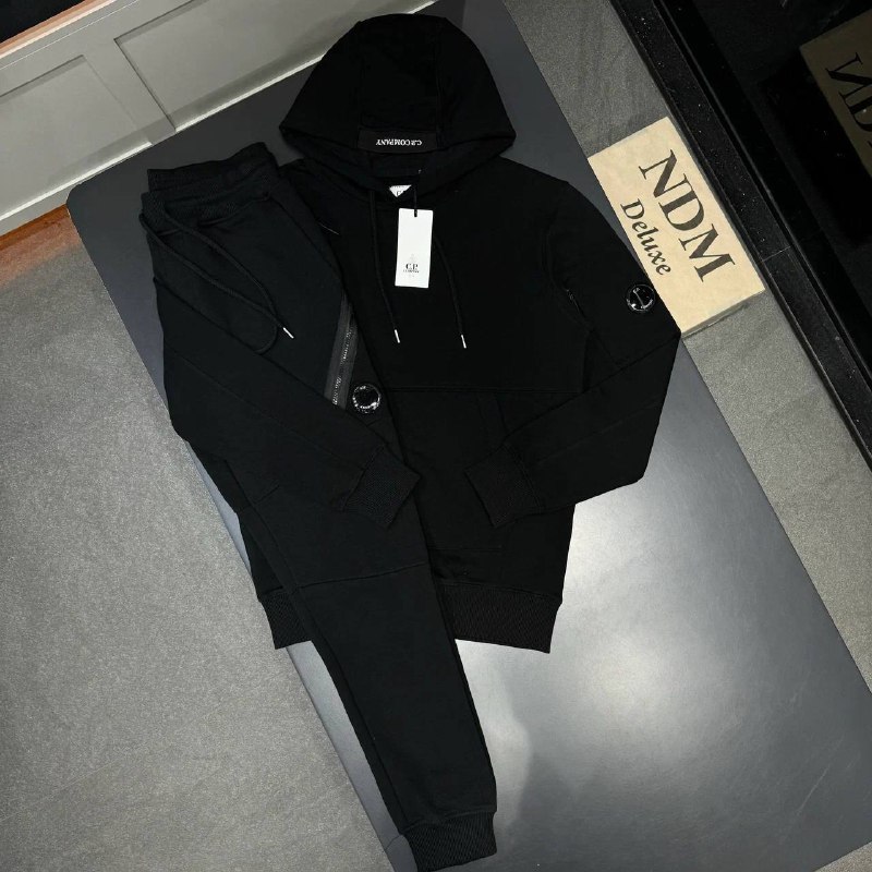 Men tracksuit