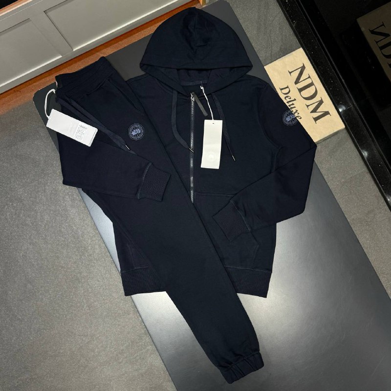 Men tracksuit