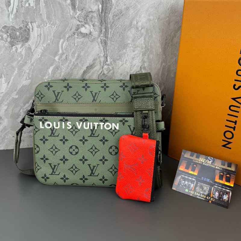 Men Trio Messenger bagCome with box dust bag