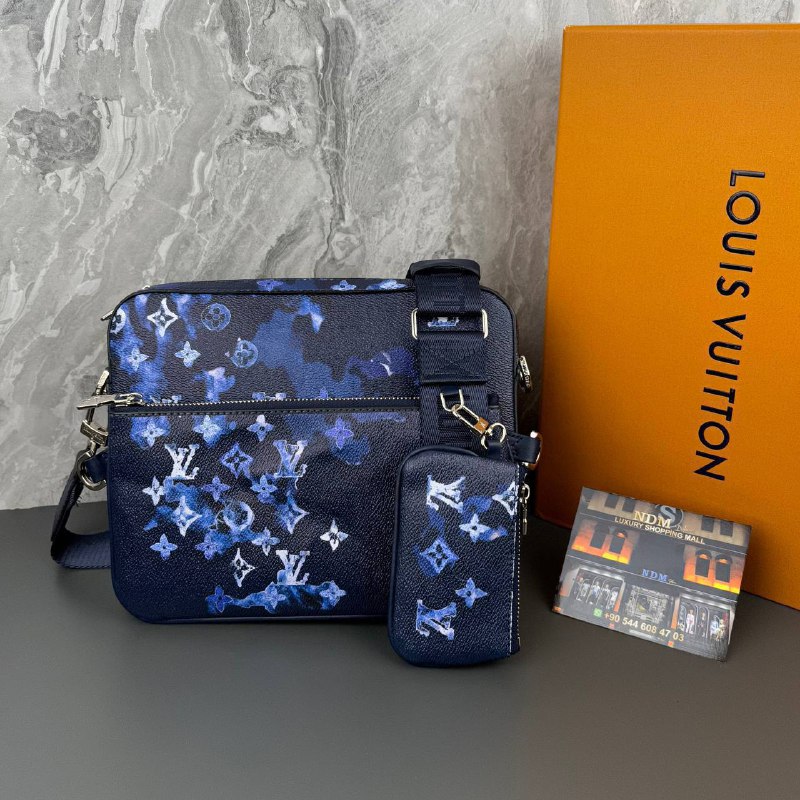 Men Trio Messenger bagCome with box dust bag