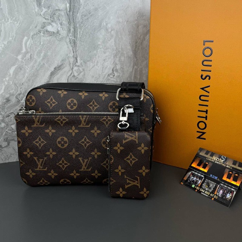 Men Trio Messenger bagCome with box dust bag