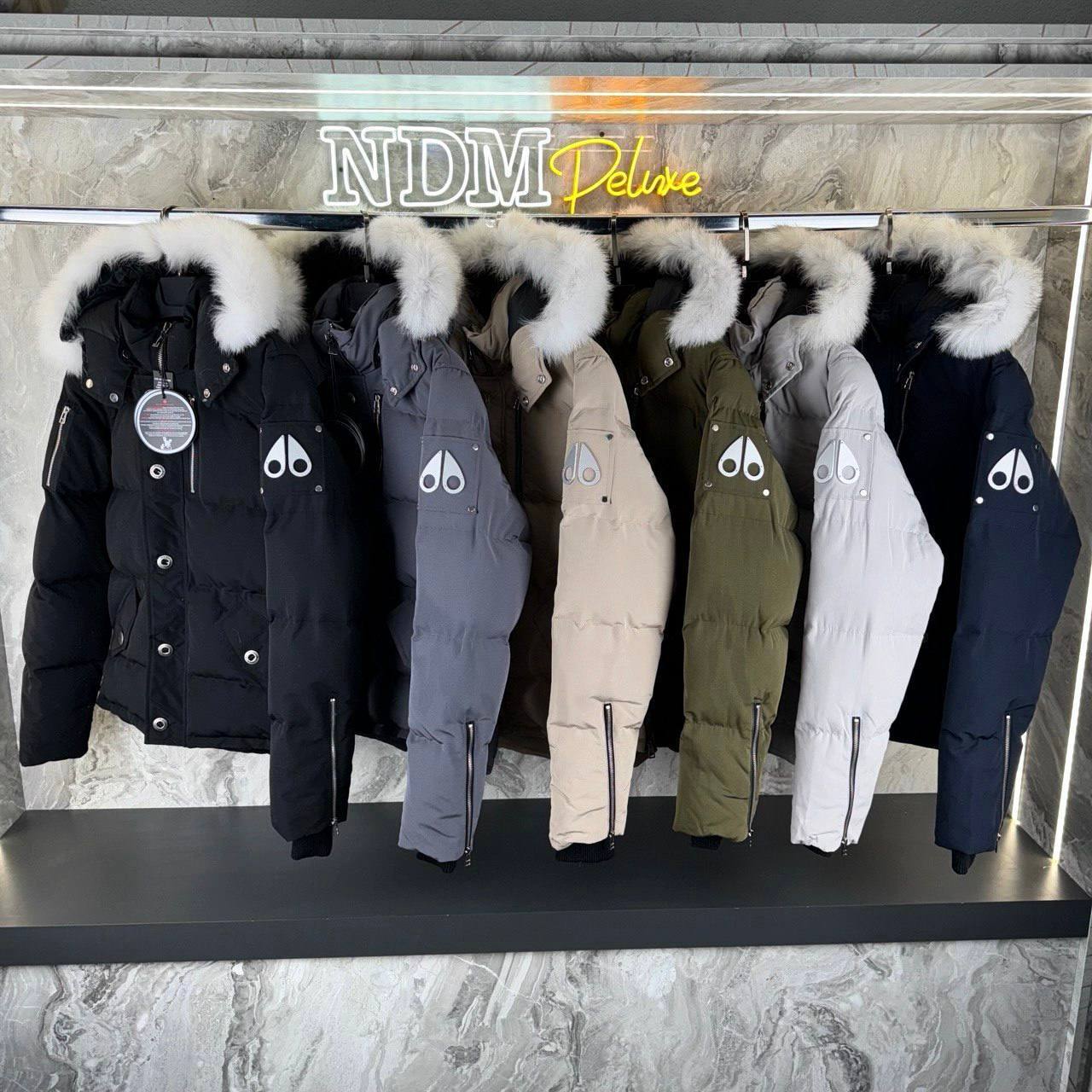 Men jacketBlack Men jacketBlack white fur